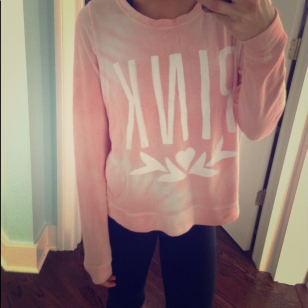 Vs pink pullover