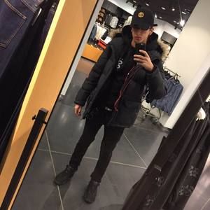 Meet your Posher, Gerald