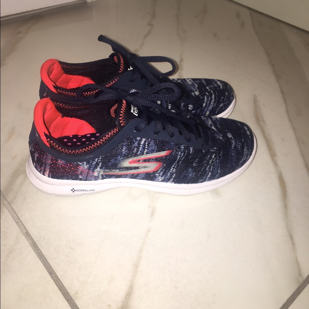 Skechers Go Step