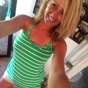 Green and white razorback tank top