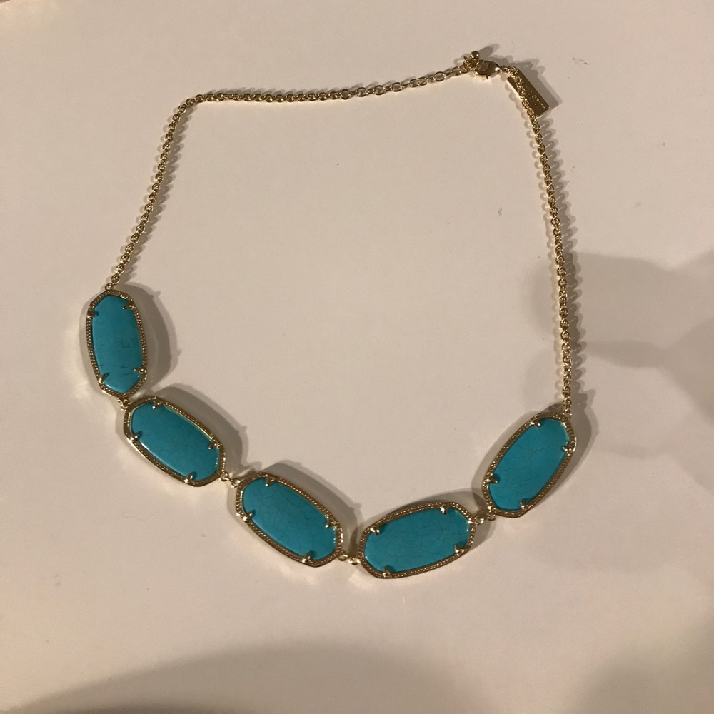 Kendra Scott necklace!