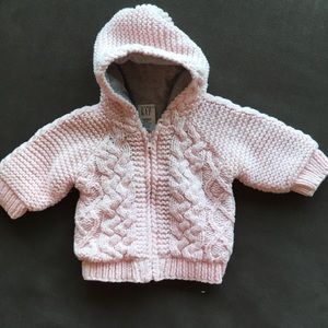 Baby pink knit hooded sweater