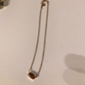 Rose gold Elisa Kendra scott necklace