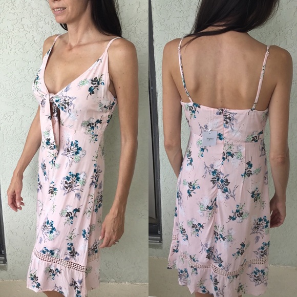 Tie at the Bust  Pink Floral Dress S,M - Picture 3 of 5