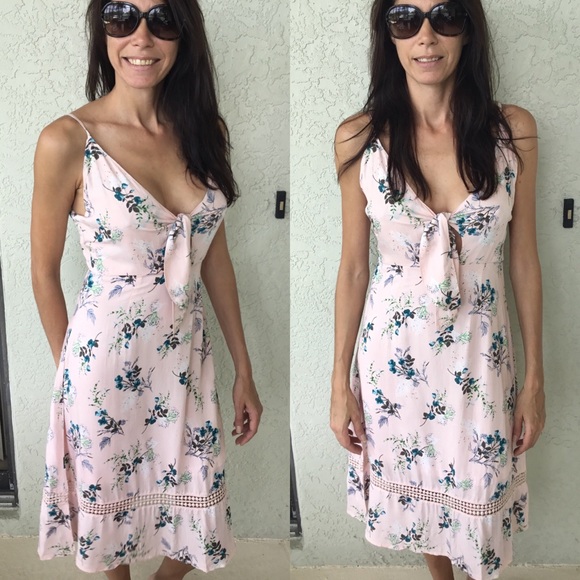 Tie at the Bust  Pink Floral Dress S,M - Picture 5 of 5