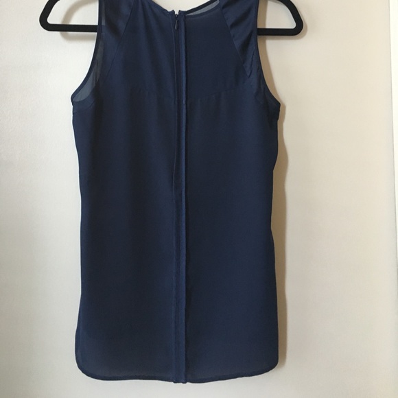 Navy banana republic tank top - Picture 3 of 5