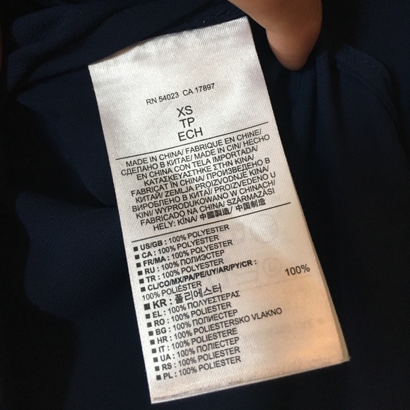 Navy banana republic tank top - Picture 5 of 5