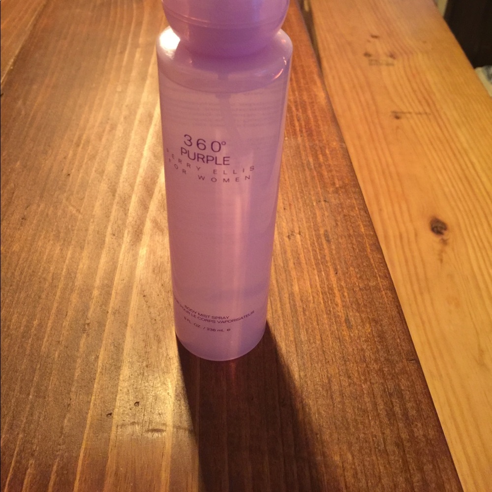 Perry Ellis body mist