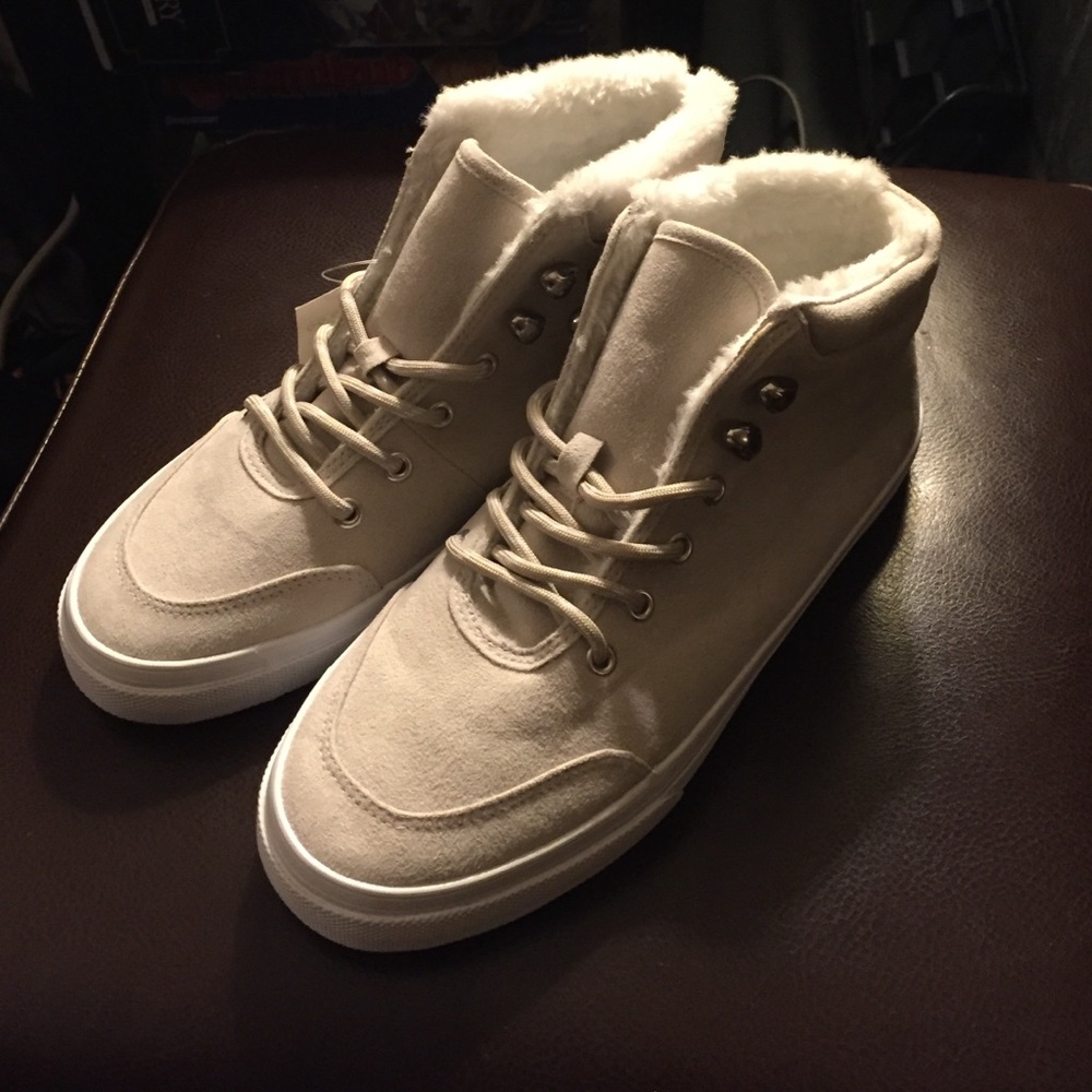 New H&M suede faux fur lined hi tops