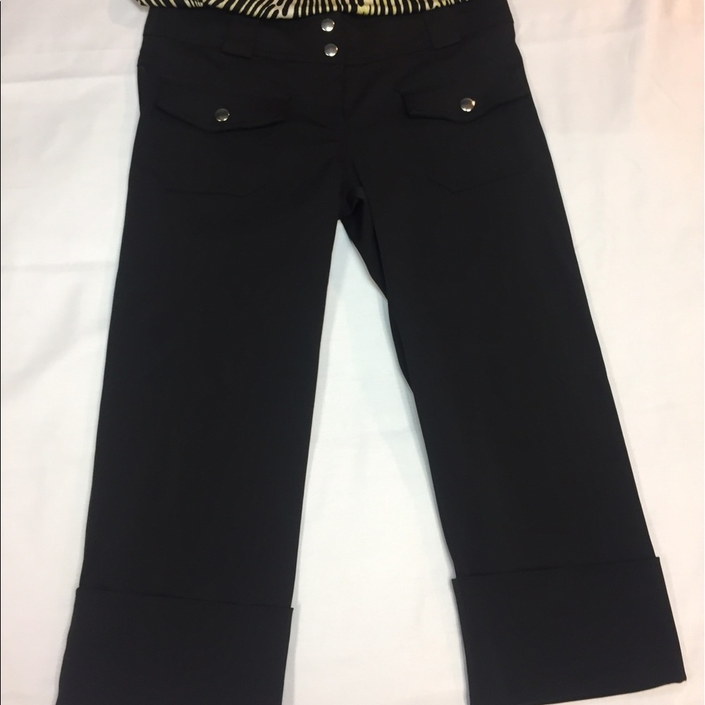 Bebe Capri pants small black