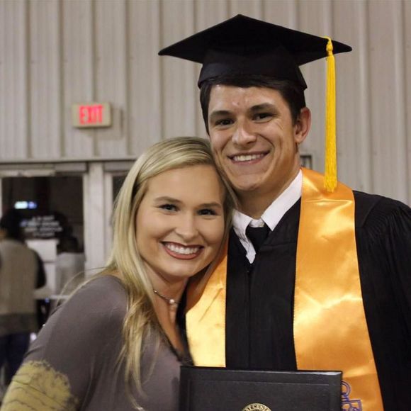 Meet your Posher, Kirbi - Picture 1 of 1