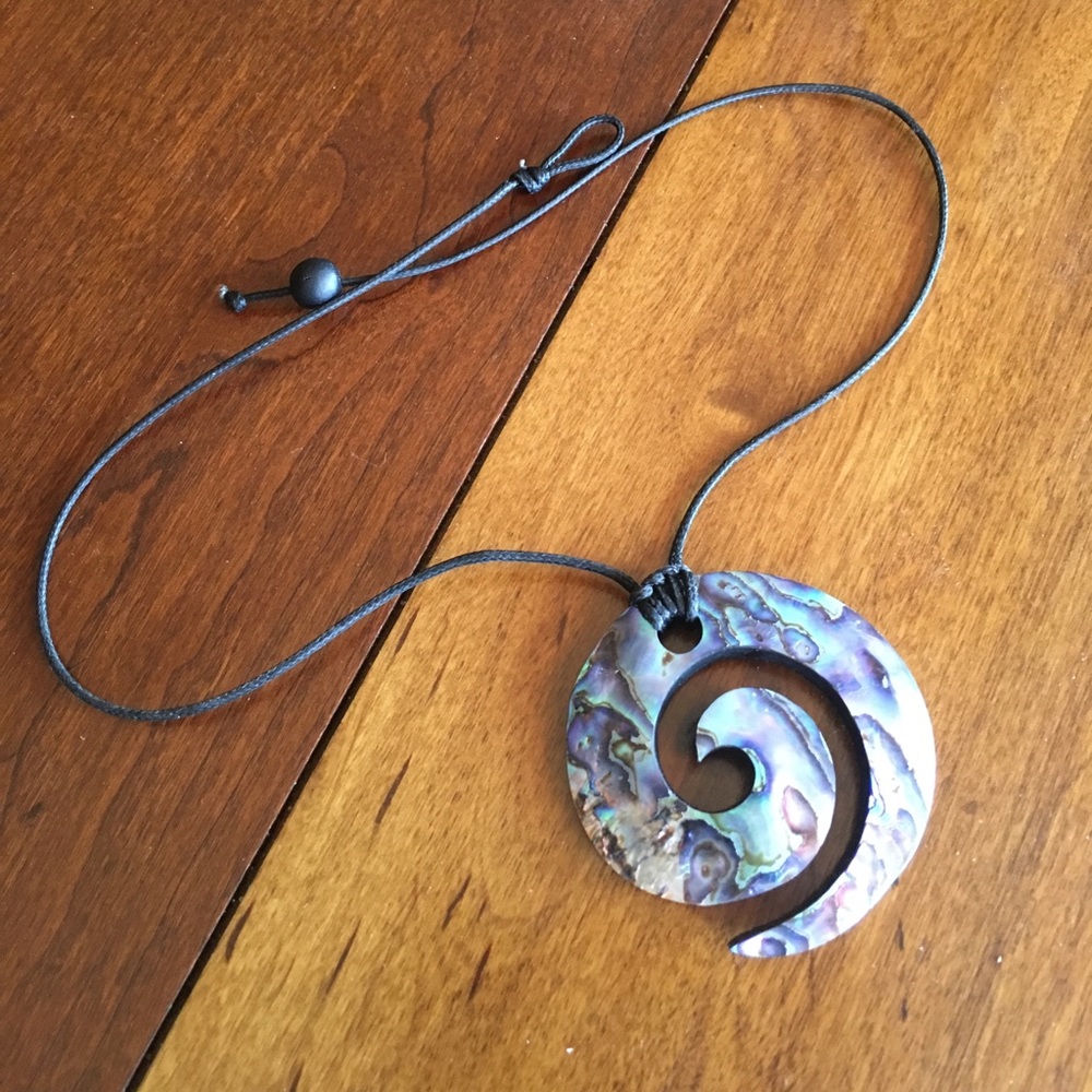 New Zealand Paua (abalone) necklace
