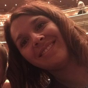 Meet your Posher, Laura-ann