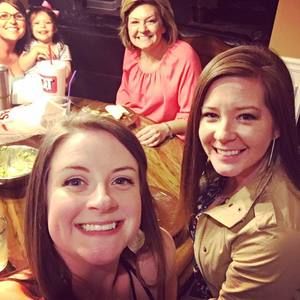 Meet your Posher, Alyssa