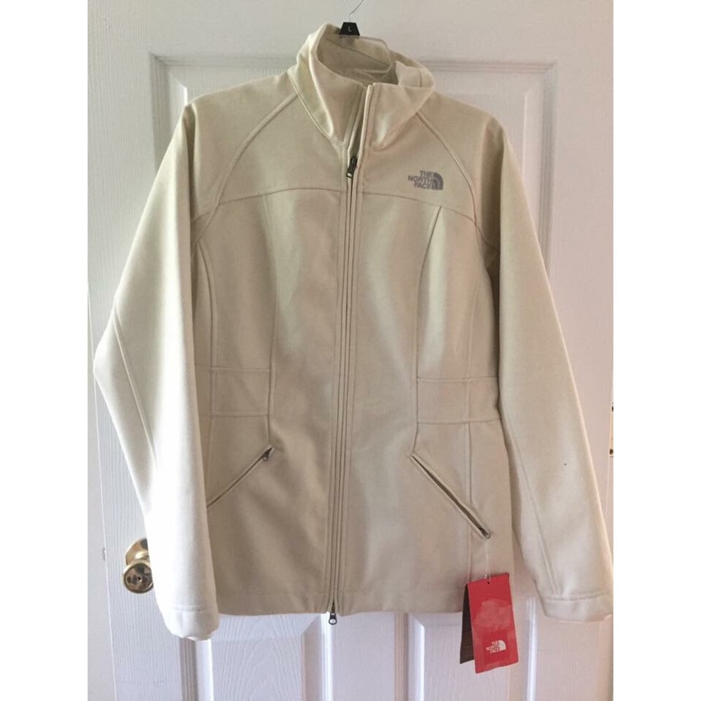 NWT The North Face Women's Josie Jacket, Size M