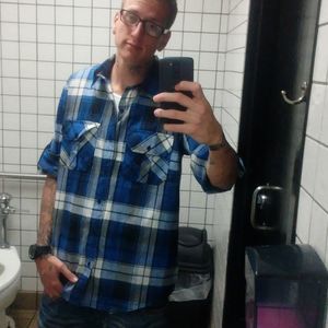 Meet your Posher, Cole