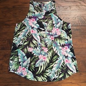Violet + Claire Flowered Tank Size Large