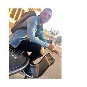 Meet your Posher, Keenon