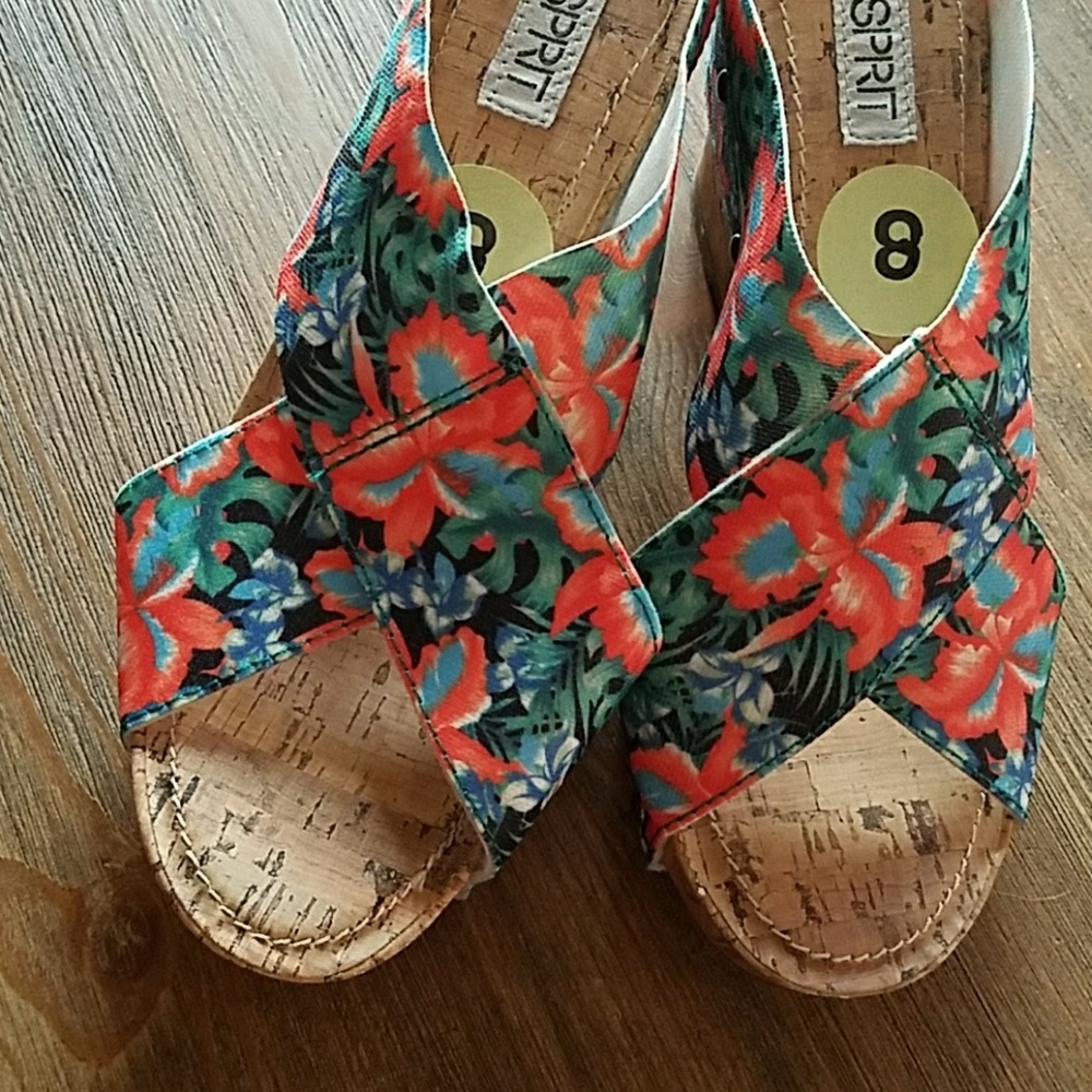 Stretch strap wedge sandals