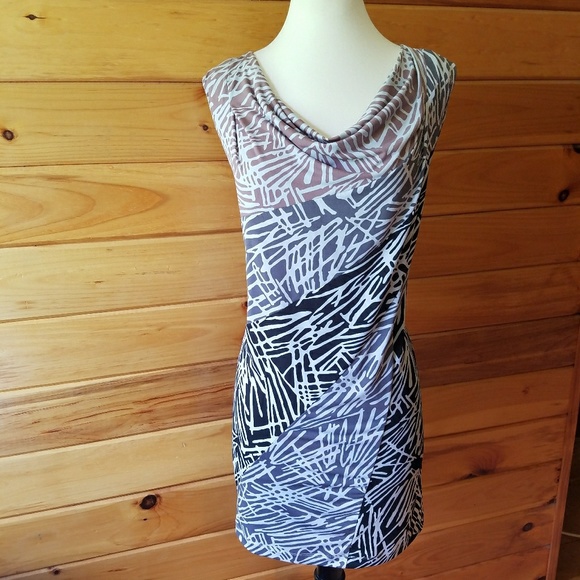 BCBGMaxAzria Dresses & Skirts - BCBGMaxAzria Abstract Cowl Neck Shift Dress