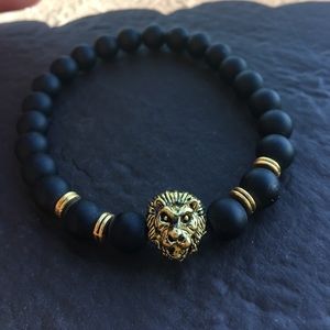 Gold Lion 🦁 Head Smooth Stone Bracelet