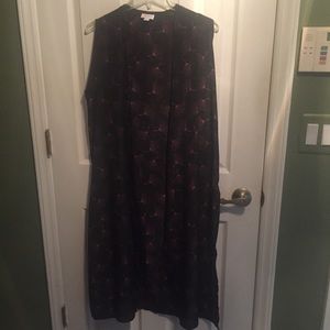 BNWOT Lularoe Joy black pink detail