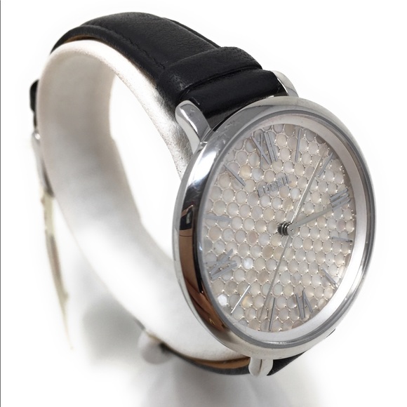 ❌SOLD❌ Womens Fossil Black Leather Strap Watch - Picture 2 of 8