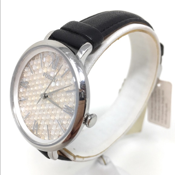 ❌SOLD❌ Womens Fossil Black Leather Strap Watch - Picture 3 of 8