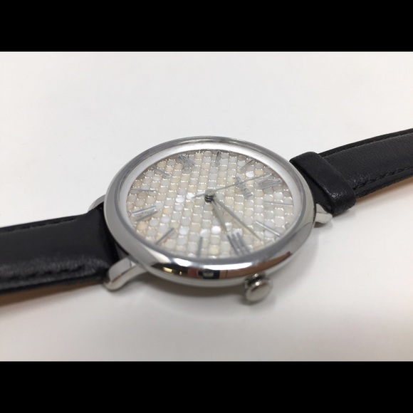 ❌SOLD❌ Womens Fossil Black Leather Strap Watch - Picture 4 of 8