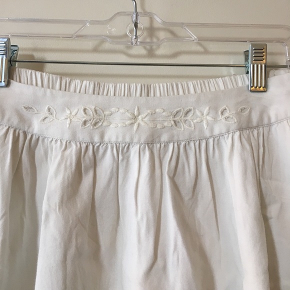 White skirt w/ embroidered details by kimchi blue - Picture 2 of 5