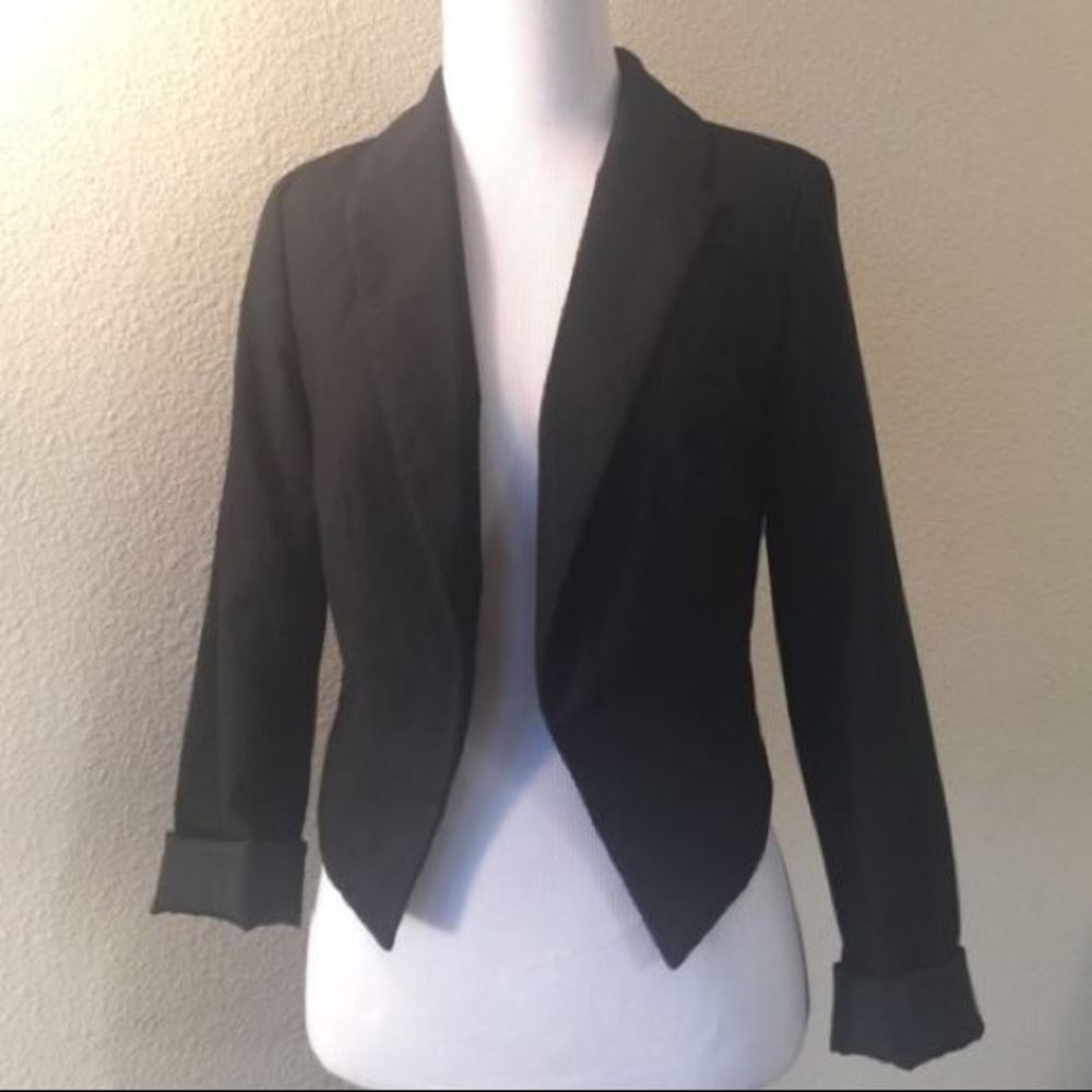 Simple Black Cropped Blazer - XS