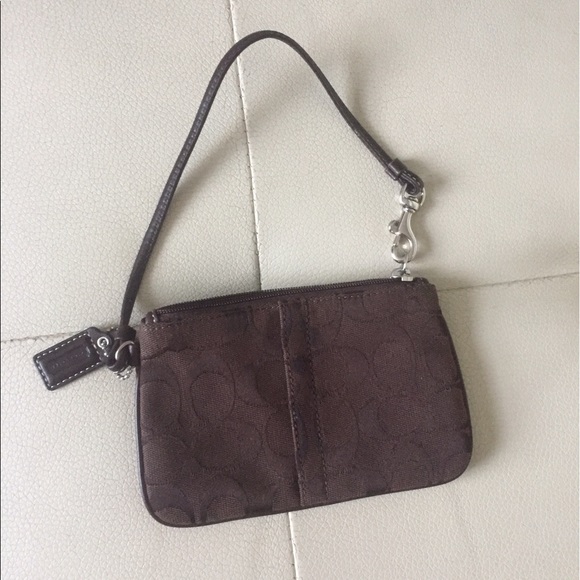 Coach Wristlet NWOT - Picture 4 of 4