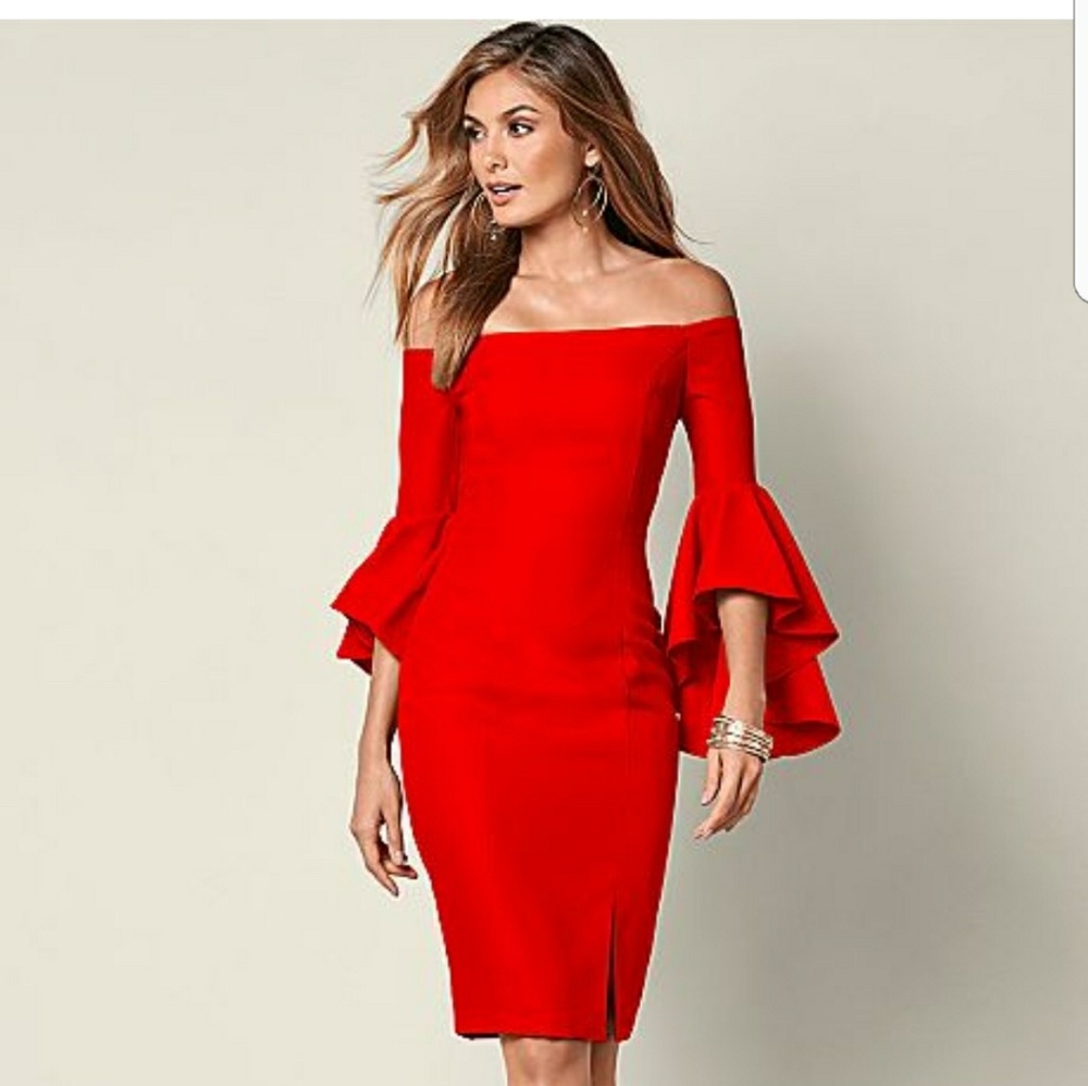 Sleeve detail dress