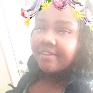 Meet your Posher, Briana