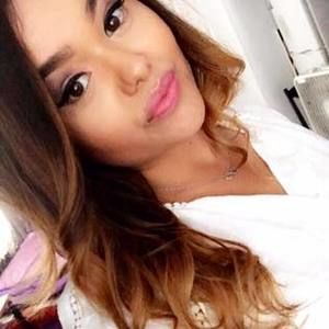 Meet your Posher, Tania