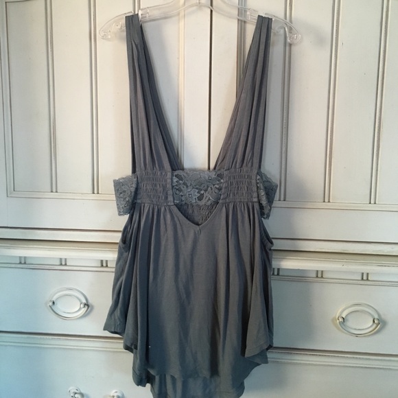 Tank top - Picture 2 of 2