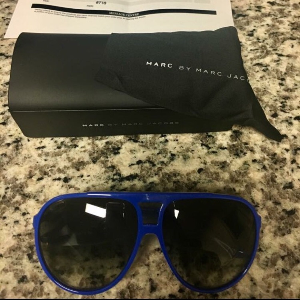 Marc by Marc Jacobs sunnies
