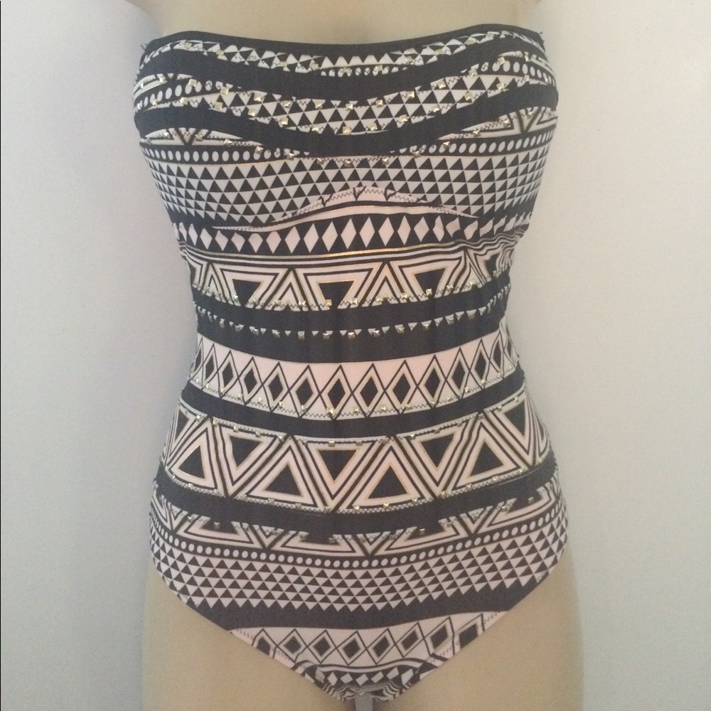 Jessica Simpson one piece bathing suit