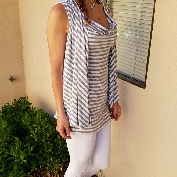 SOLD Mystree cowl top - Picture 2 of 4
