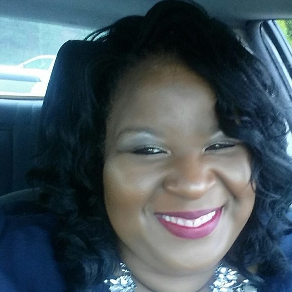 Meet your Posher, Tisa - Picture 1 of 1