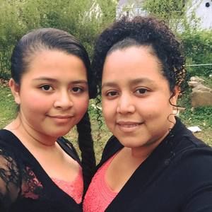 Meet your Posher, Dina