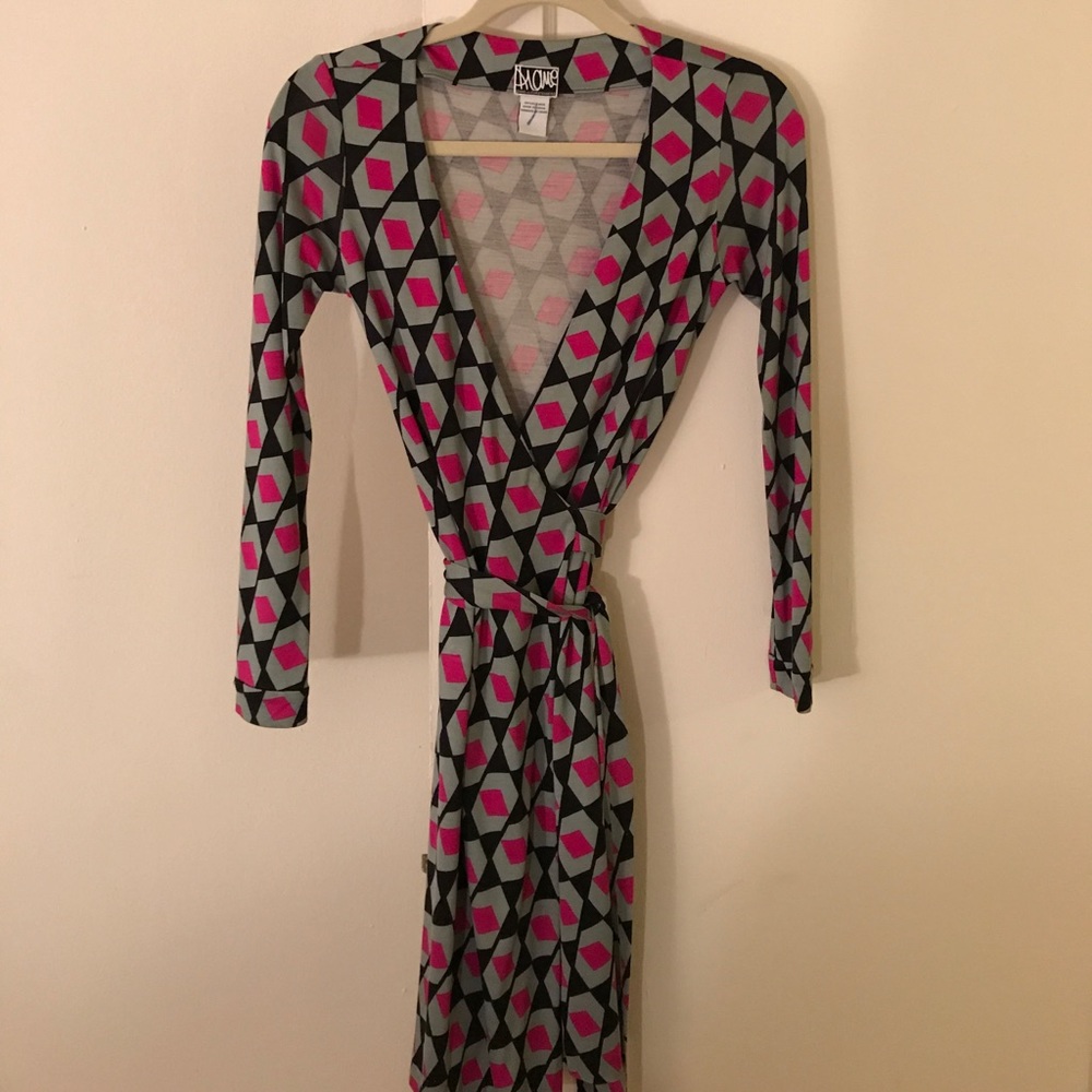 DVF wrap dress in size 2