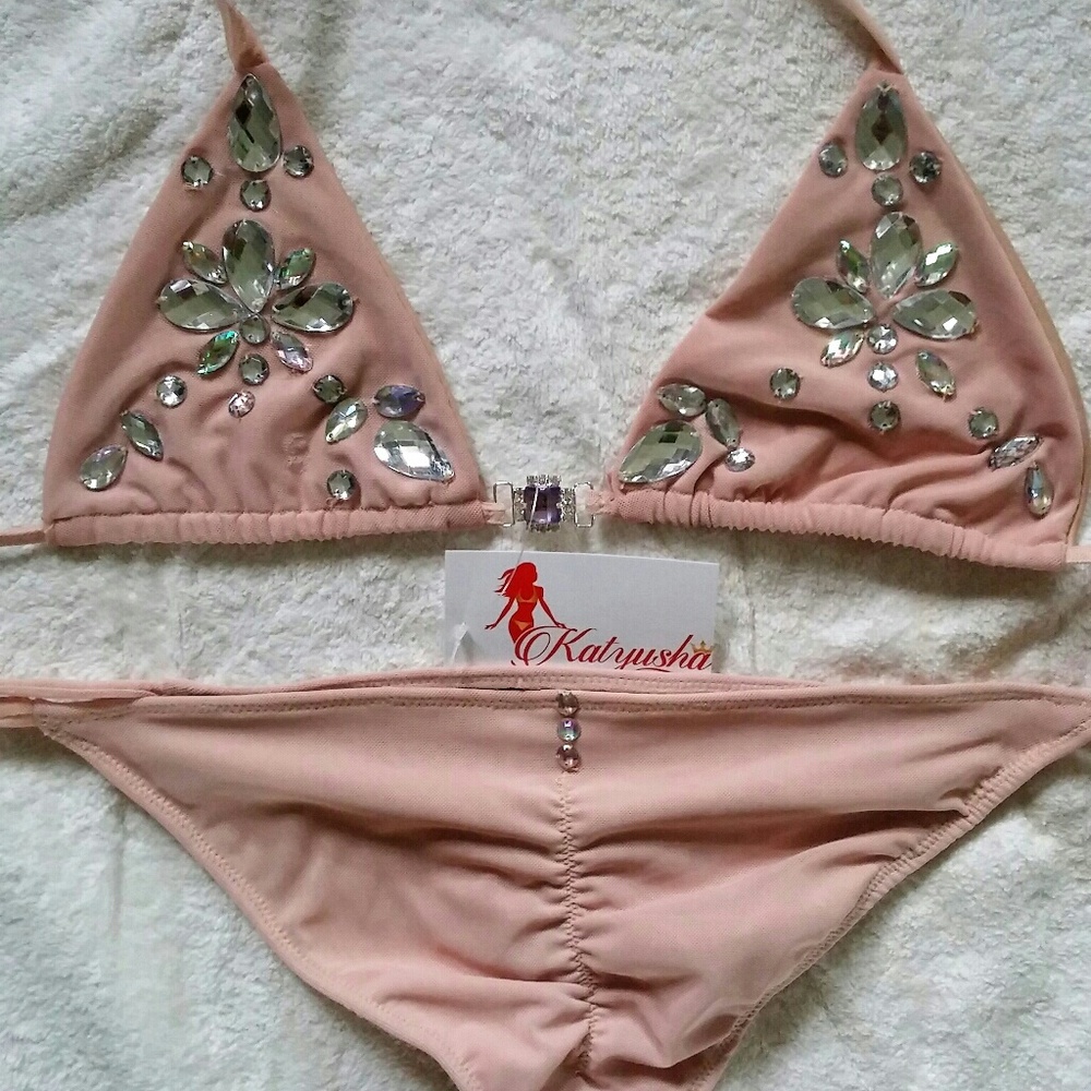 NWT Sexy Nude Jeweled Scrunch Back Bikini. - Picture 4 of 4