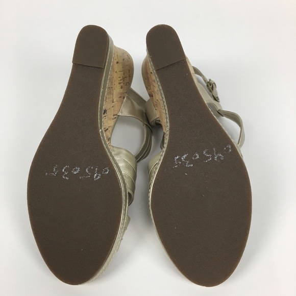 Silver Liz Claiborne wedges - Picture 4 of 6