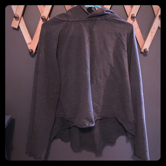 lululemon athletica Tops - Lululemon pull me over hoodie sz 12