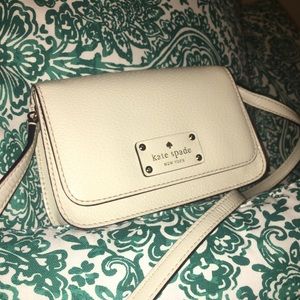 NWOT kate spade Flynn Wellesley Bag in Porcelain
