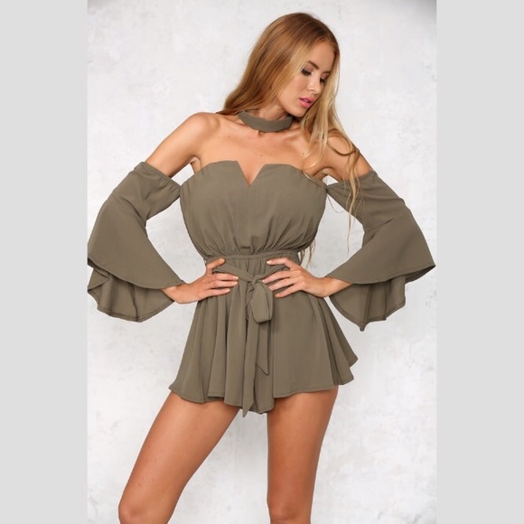 🎉CLEARANCE🎉Olive Bell Sleeve Off-Shoulder Romper - Picture 3 of 5