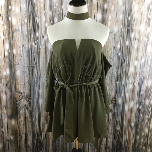 🎉CLEARANCE🎉Olive Bell Sleeve Off-Shoulder Romper - Picture 5 of 5