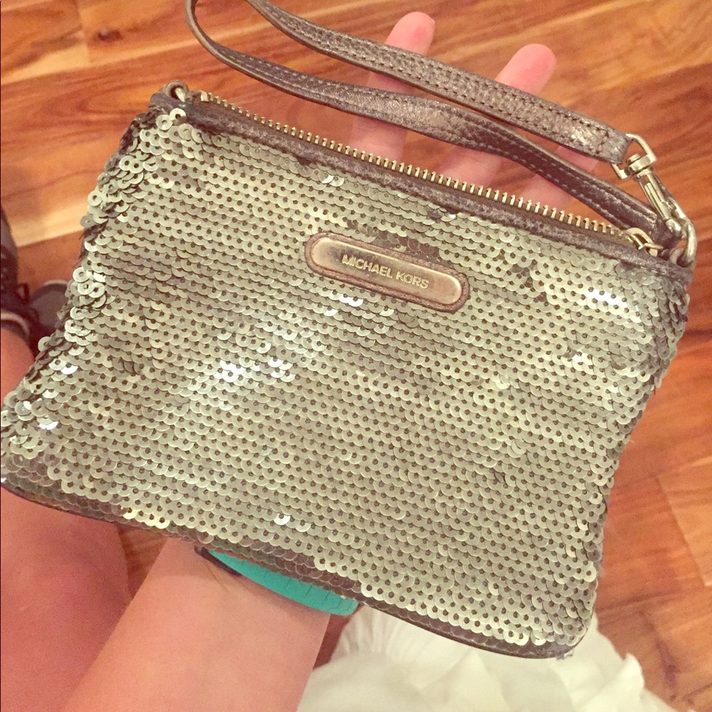 Michael Kors wallet/wristlet