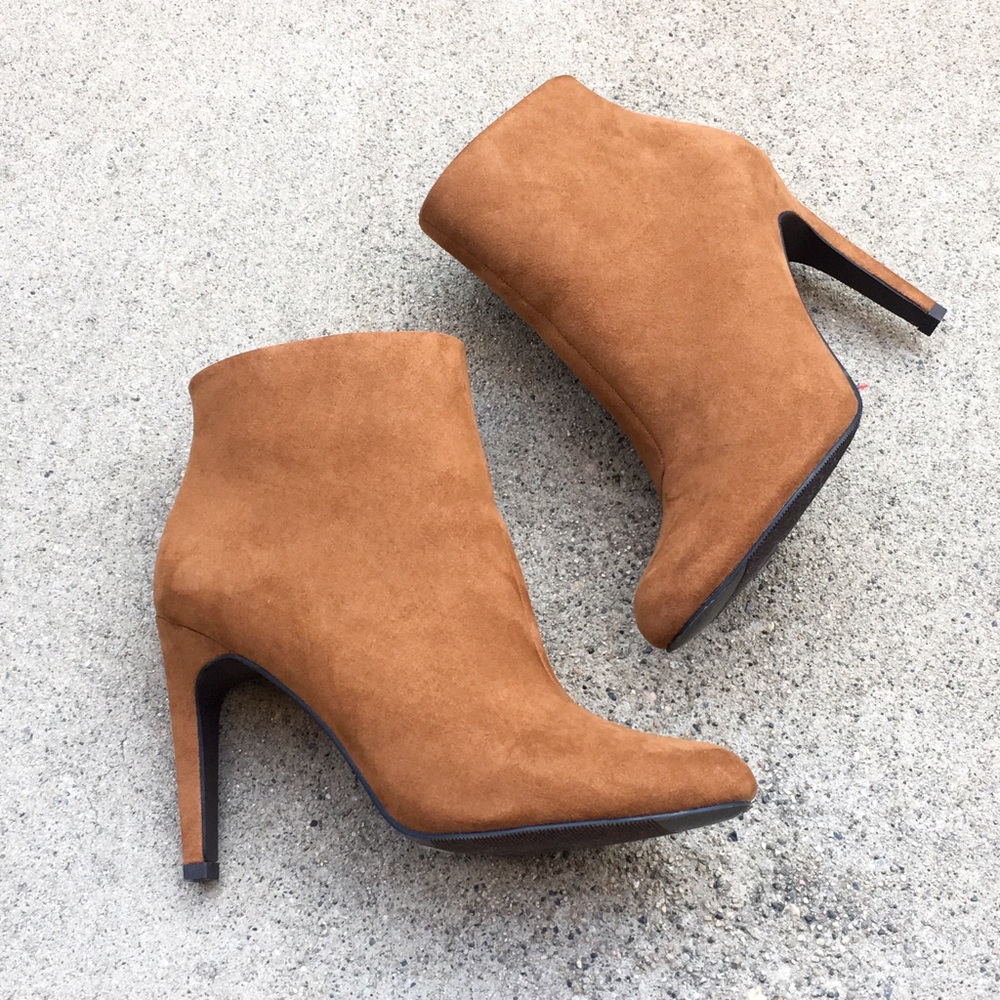 ✨FINAL SALE✨ Forever 21 Chestnut Ankle Booties